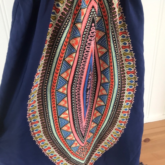 Summer dress!! Junior size - Picture 2 of 3